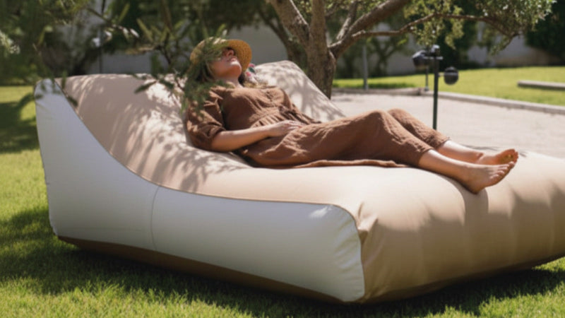 Autour de la piscine